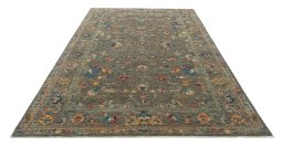 Surface texture of New Farahan rug with natural Wool and intricate pattern