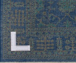 Corner detail of New Farahan rug showing border pattern and Wool pile