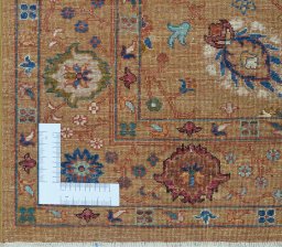 Corner detail of New Farahan rug showing border pattern and Wool pile