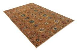 Corner detail of New Farahan rug showing border pattern and Wool pile