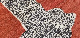 Central medallion detail of New Farahan rug from Pakistan