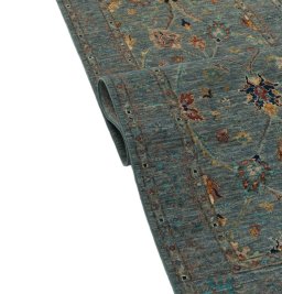 Close-up detail of New Farahan rug from Pakistan showing Wool weave
