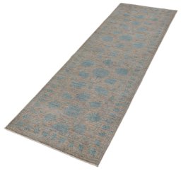 Close-up detail of New Farahan rug from Pakistan showing Wool weave
