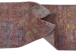 Full view of New Farahan rug from Pakistan, 290 × 78 cm in Red tones