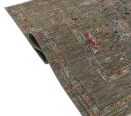 Close-up detail of New Farahan rug from Pakistan showing Wool weave