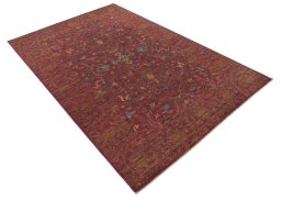 Corner detail of New Farahan rug showing border pattern and Wool pile