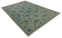 Corner detail of New Farahan rug showing border pattern and Wool pile