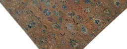 Backside of handmade New Farahan rug showing knot structure and weave density