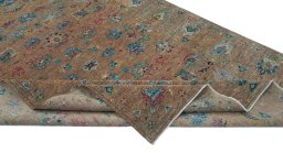 Central medallion detail of New Farahan rug from Pakistan