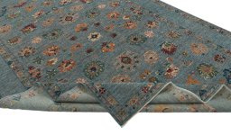Central medallion detail of New Farahan rug from Pakistan
