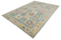 Close-up detail of New Farahan rug from Pakistan showing Wool weave