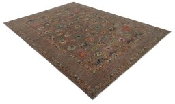 Corner detail of New Farahan rug showing border pattern and Wool pile