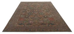 Surface texture of New Farahan rug with natural Wool and intricate pattern