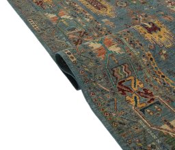 Close-up detail of New Farahan rug from Pakistan showing Wool weave