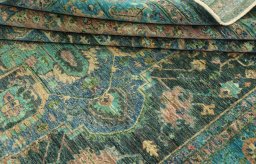 Close-up detail of New Farahan rug from Pakistan showing Wool weave
