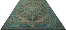 Surface texture of New Farahan rug with natural Wool and intricate pattern