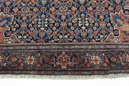 Full view of 1930s Farahan rug from Iran / Persia, 194 × 130 cm in Blue tones