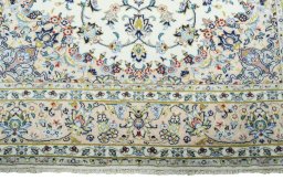 Full view of New Kashan rug from Iran / Persia, 232 × 155 cm in Beige tones