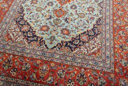 Close-up detail of New Kashan rug from Iran / Persia showing Cork weave