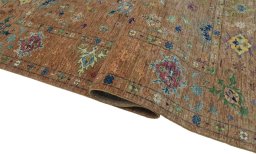 Close-up detail of New Farahan rug from Pakistan showing Wool weave