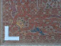 Corner detail of New Haj-jalili rug showing border pattern and Wool pile