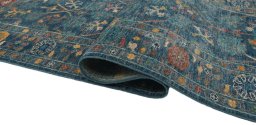 Close-up detail of New Farahan rug from Pakistan showing Wool weave