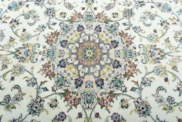 Central medallion detail of New Kashan rug from Iran / Persia