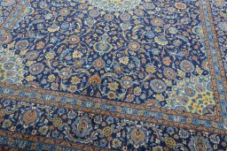 Close-up detail of 2000s Kashmar rug from Iran / Persia showing Wool weave