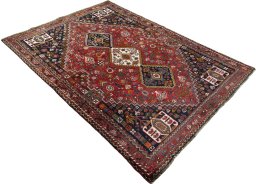 Close-up detail of 2000s Shiraz rug from Iran / Persia showing Wool weave
