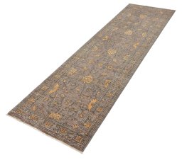 Close-up detail of New Farahan rug from Pakistan showing Wool weave