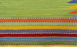 Central medallion detail of New Kilim Sofre rug from Turkey