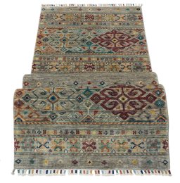 Central medallion detail of New Samarkand rug from Pakistan