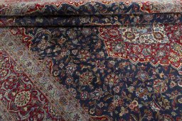 Close-up detail of New Kashan rug from Iran / Persia showing Cork weave