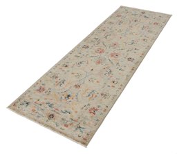 Close-up detail of New Farahan rug from Pakistan showing Wool weave