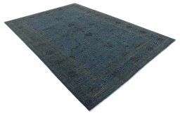 Corner detail of New Farahan rug showing border pattern and Wool pile