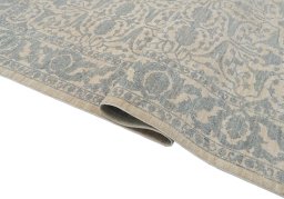 Close-up detail of New Farahan rug from Pakistan showing Wool weave