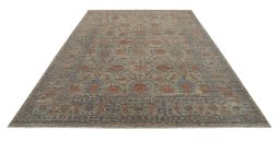 Surface texture of New Farahan rug with natural Wool and intricate pattern