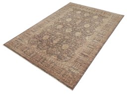 Close-up detail of New Farahan rug from Pakistan showing Wool weave