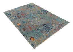 Corner detail of New Haj-jalili rug showing border pattern and Wool pile