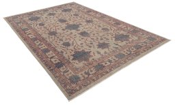 Corner detail of New Farahan rug showing border pattern and Wool pile