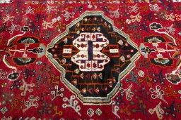 Central medallion detail of 1970s Shiraz rug from Iran / Persia