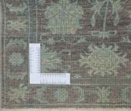 Corner detail of New Farahan rug showing border pattern and Wool pile