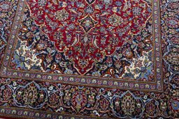 Close-up detail of 2000s Kashan rug from Iran / Persia showing Cork weave
