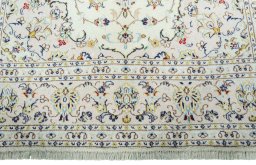 Full view of New Kashan rug from Iran / Persia, 308 × 200 cm in Beige tones