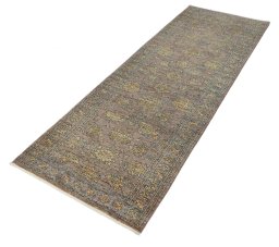 Close-up detail of New Farahan rug from Pakistan showing Wool weave