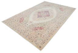 Close-up detail of New Farahan rug from Pakistan showing Wool weave