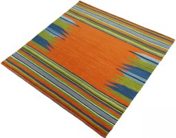 Corner detail of New Kilim Sofre rug showing border pattern and Wool pile