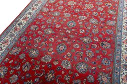 Backside of handmade 2000s Sarough rug showing knot structure and weave density