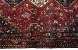 Close-up detail of 2000s Shiraz rug from Iran / Persia showing Wool weave