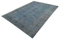 Close-up detail of New Farahan rug from Pakistan showing Wool weave